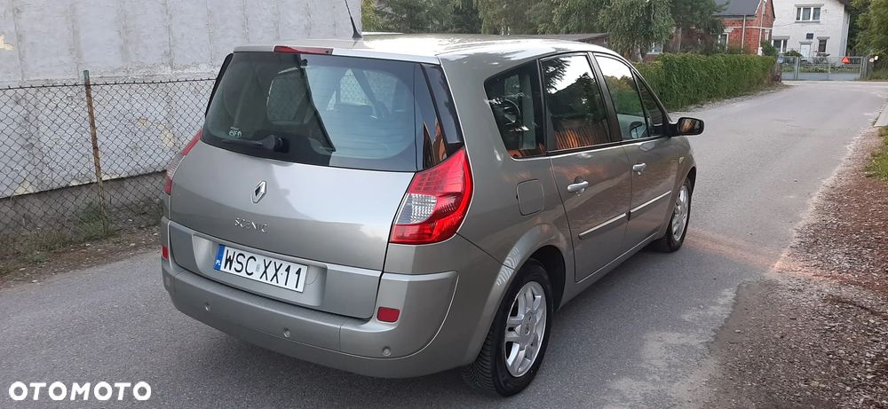 Renault Grand Scenic 1.9 dCi FAP Exception - 4
