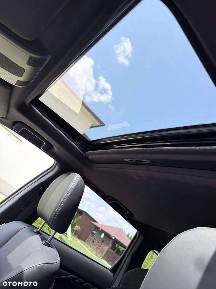 Mitsubishi Outlander - 8