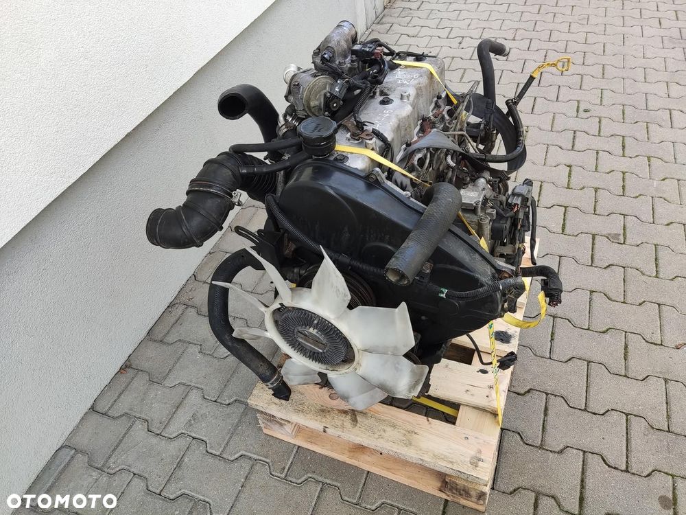 SILNIK KOMPLETNY WTRYSKIWACZE TURBINA MITSUBISHI L200 III 2.5 TD D4BH - 5