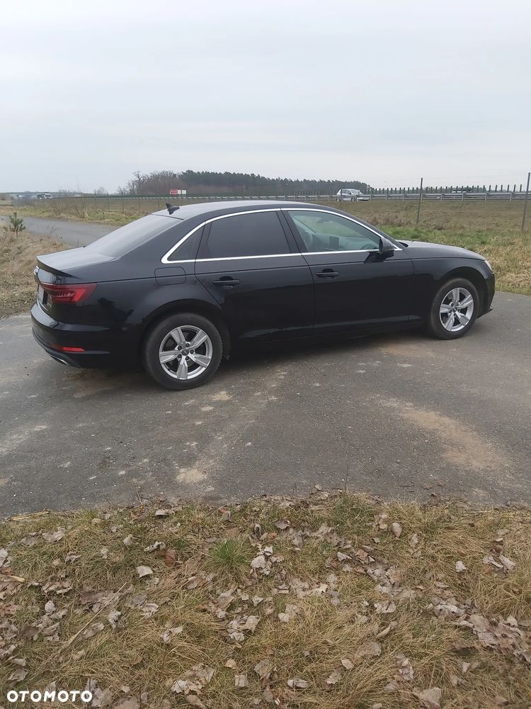 Audi A4 Limousine 30 TDI S tronic design - 9