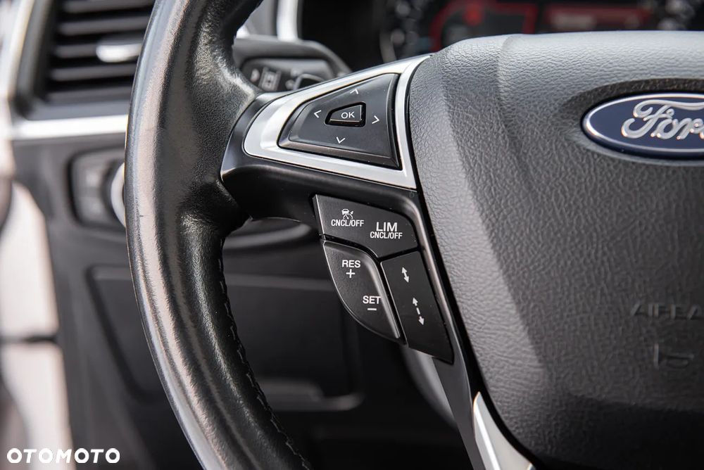 Ford S-Max 2.0 EcoBlue Allrad VIGNALE - 24