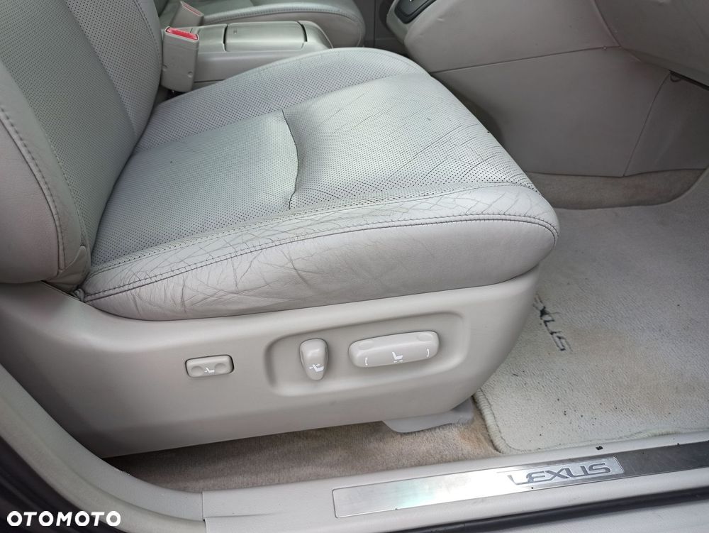 Lexus RX - 13