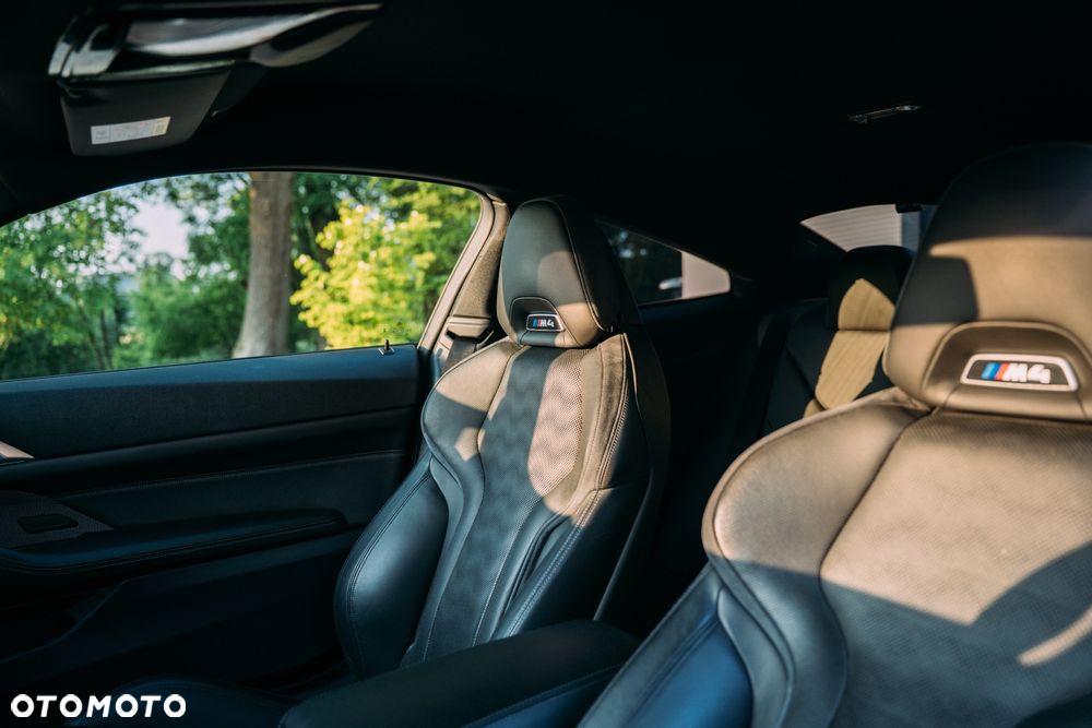 BMW M4 Competition M xDrive sport - 14