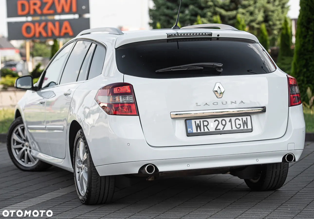 Renault Laguna dCi 150 FAP Start-Stop Bose Edition - 12