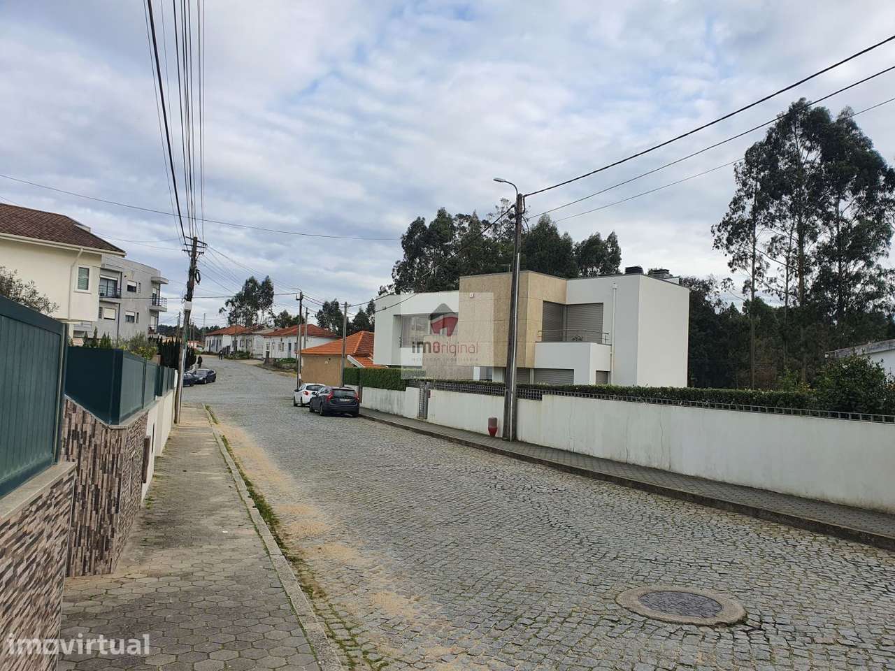 Lote com 600 m2 para moradia 4 frentes, a 6 min. da praia - Grande imagem: 5/17