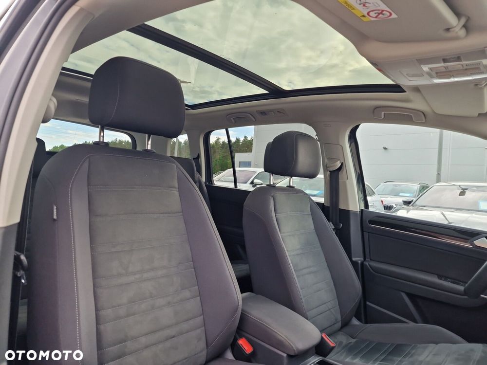 Volkswagen Touran 2.0 TDI BMT Comfortline DSG - 26