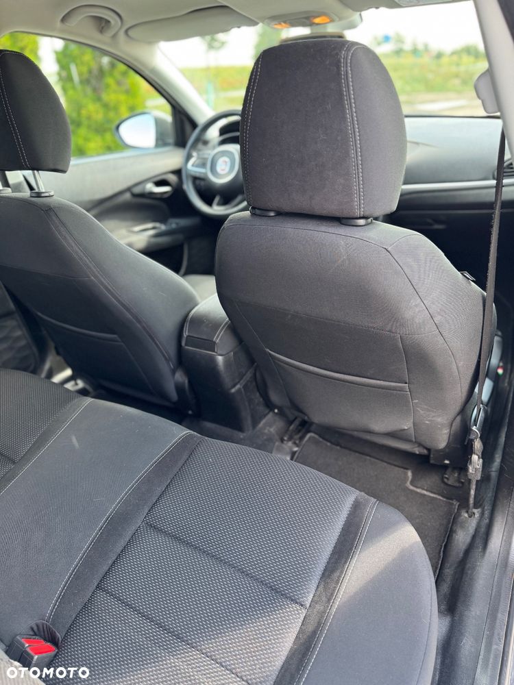 Fiat Tipo 1.6 MultiJet 16v Lounge - 25