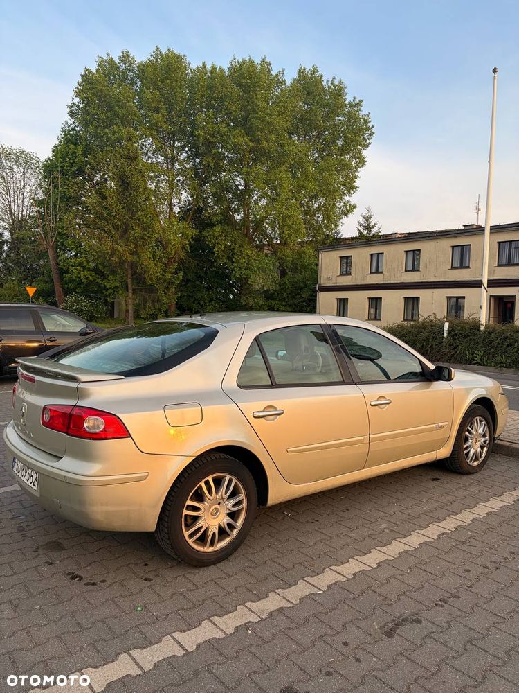 Renault Laguna 2.0T Luxe Privilege - 3