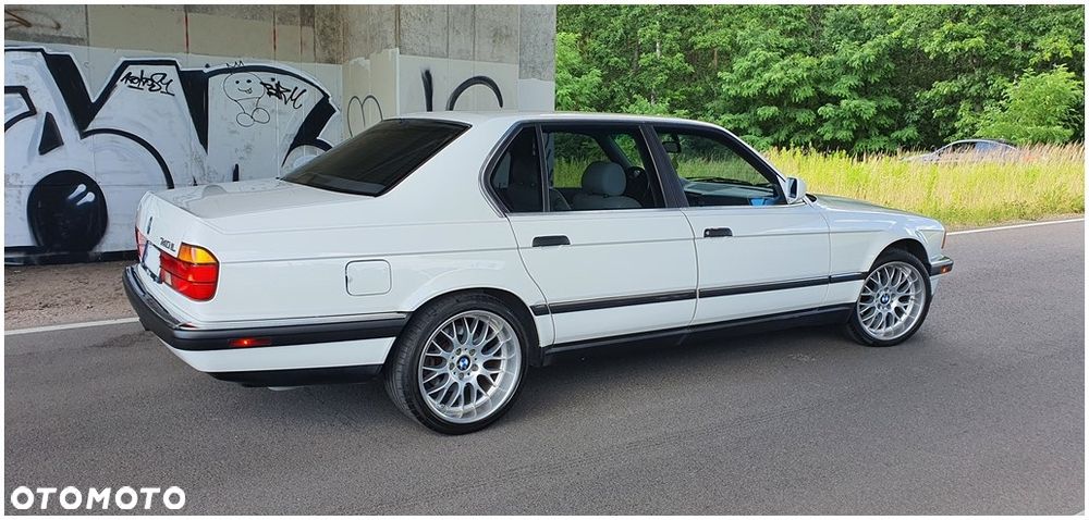 BMW Seria 7 740iL - 5