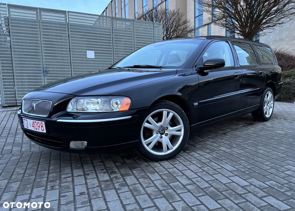 Volvo V70 2.4 Momentum - 2
