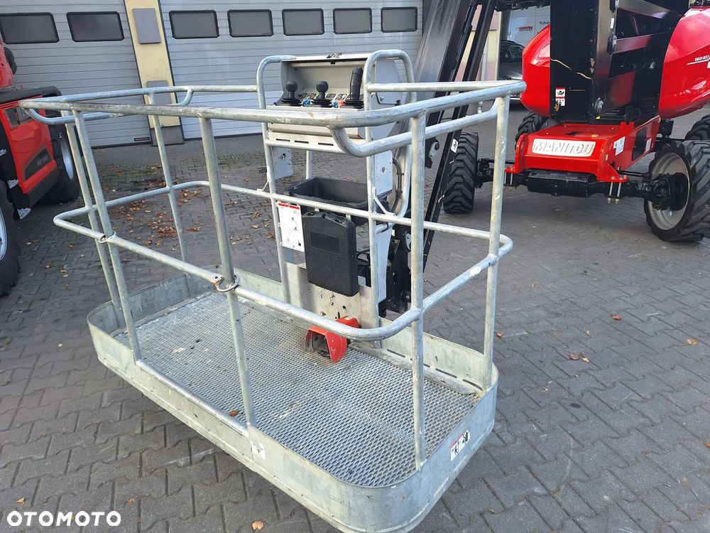 Manitou samojezdny podnośnik koszowy 160 ATJ - 8