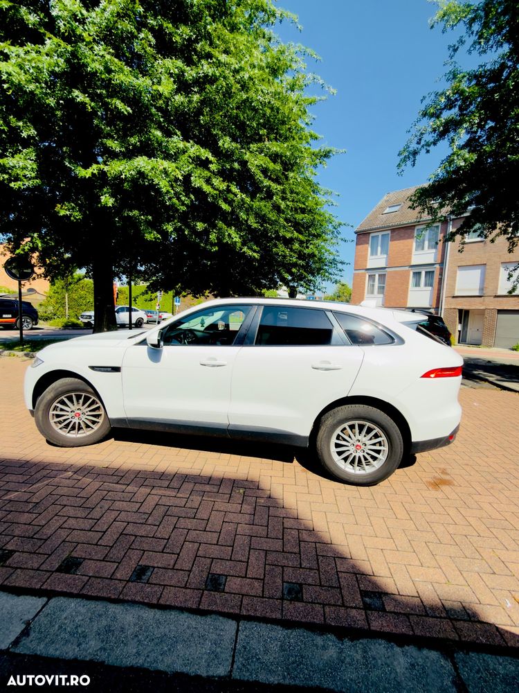 Jaguar F-Pace 20d AWD Pure - 1