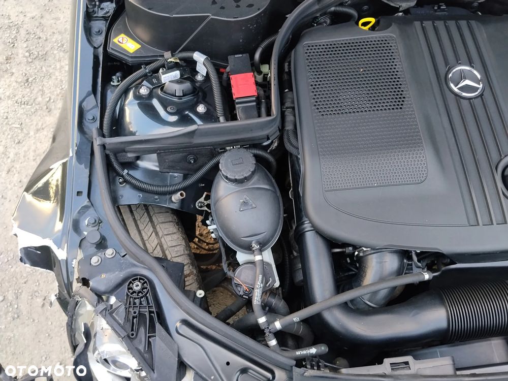Mercedes-Benz Klasa C 220 CDI 7G-TRONIC Avantgarde Edition - 32