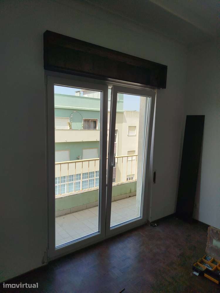 Apartamento perfeito com 3 quartos - Grande imagem: 2/13