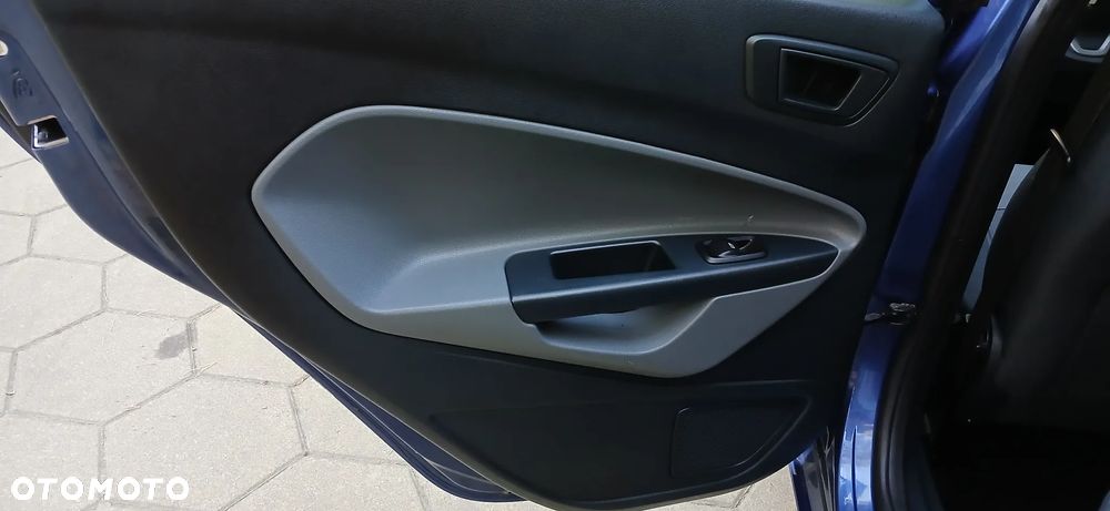 Ford Fiesta 1.25 Ambiente - 18