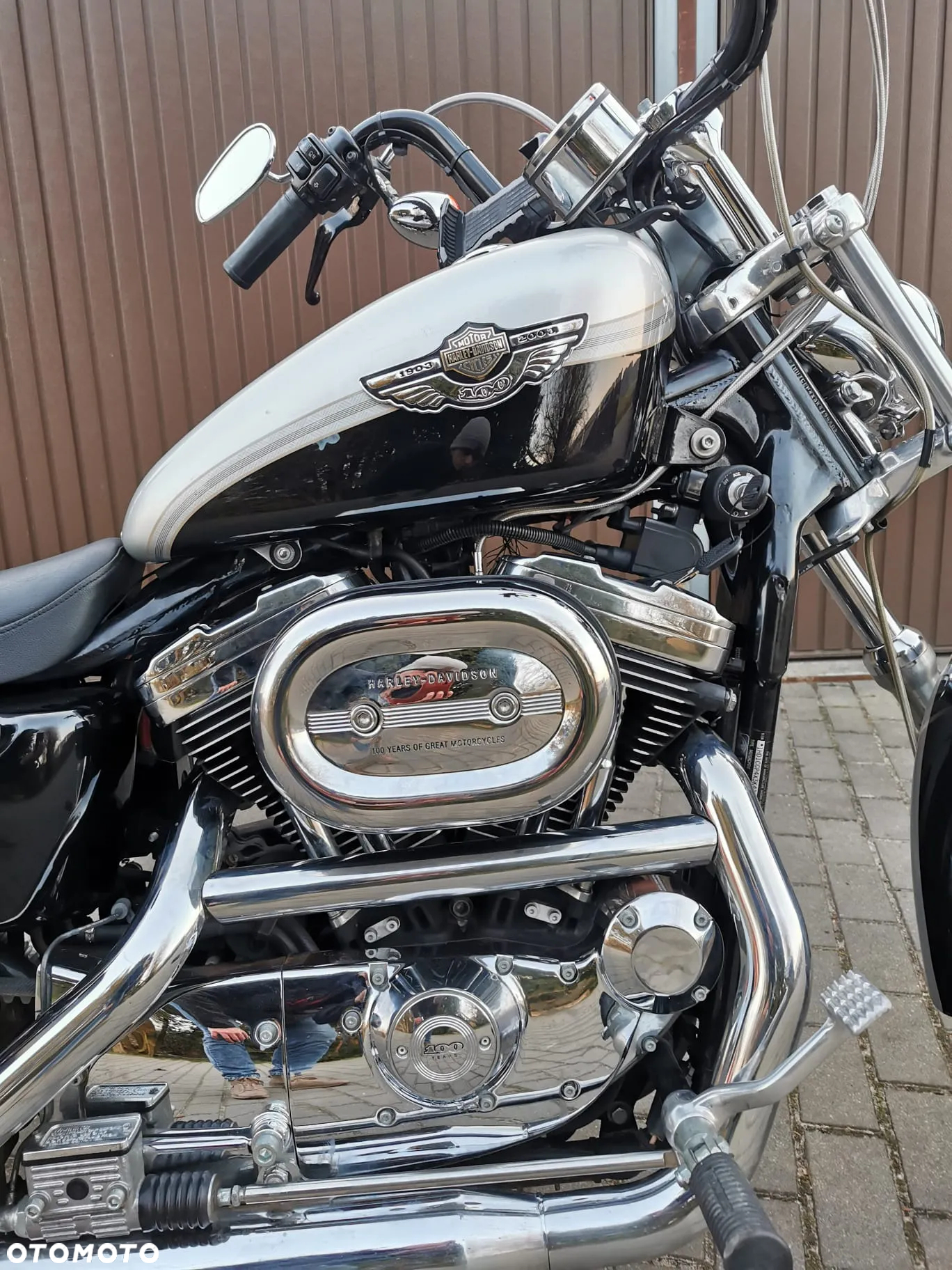 Harley-Davidson Sportster Custom 1200C - 11