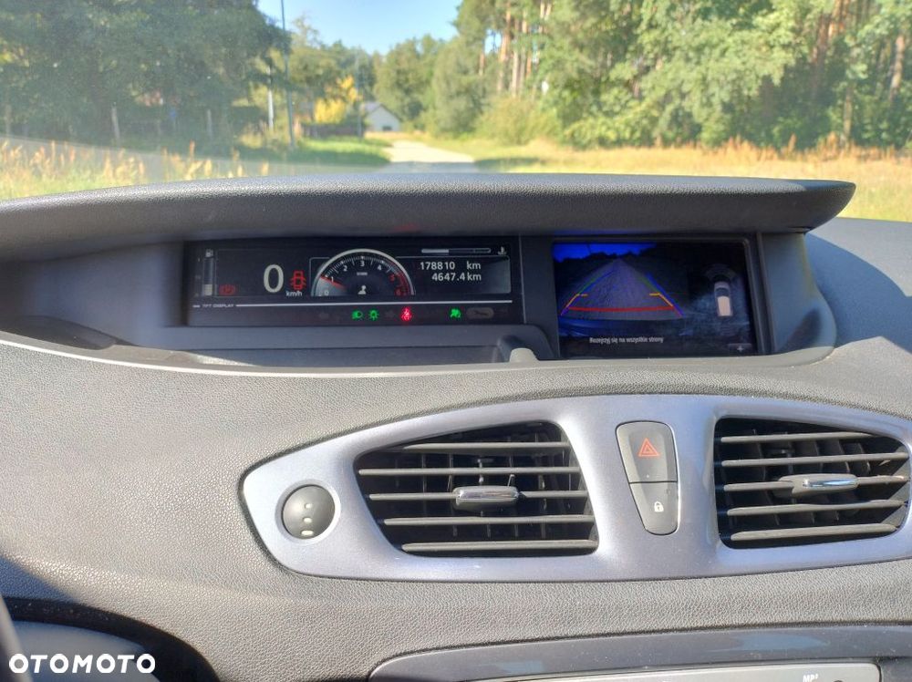 Renault Scenic - 13