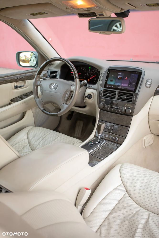 Lexus LS Prezydent - 15