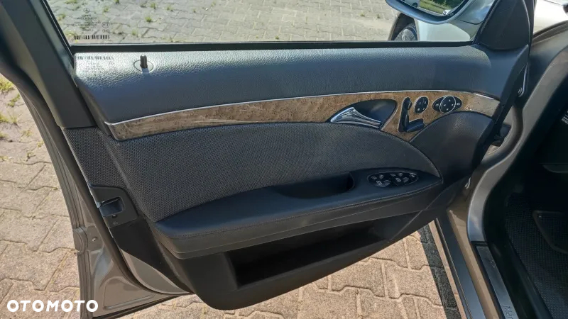 Mercedes-Benz Klasa E 200 T Kompressor Automatik Elegance - 14