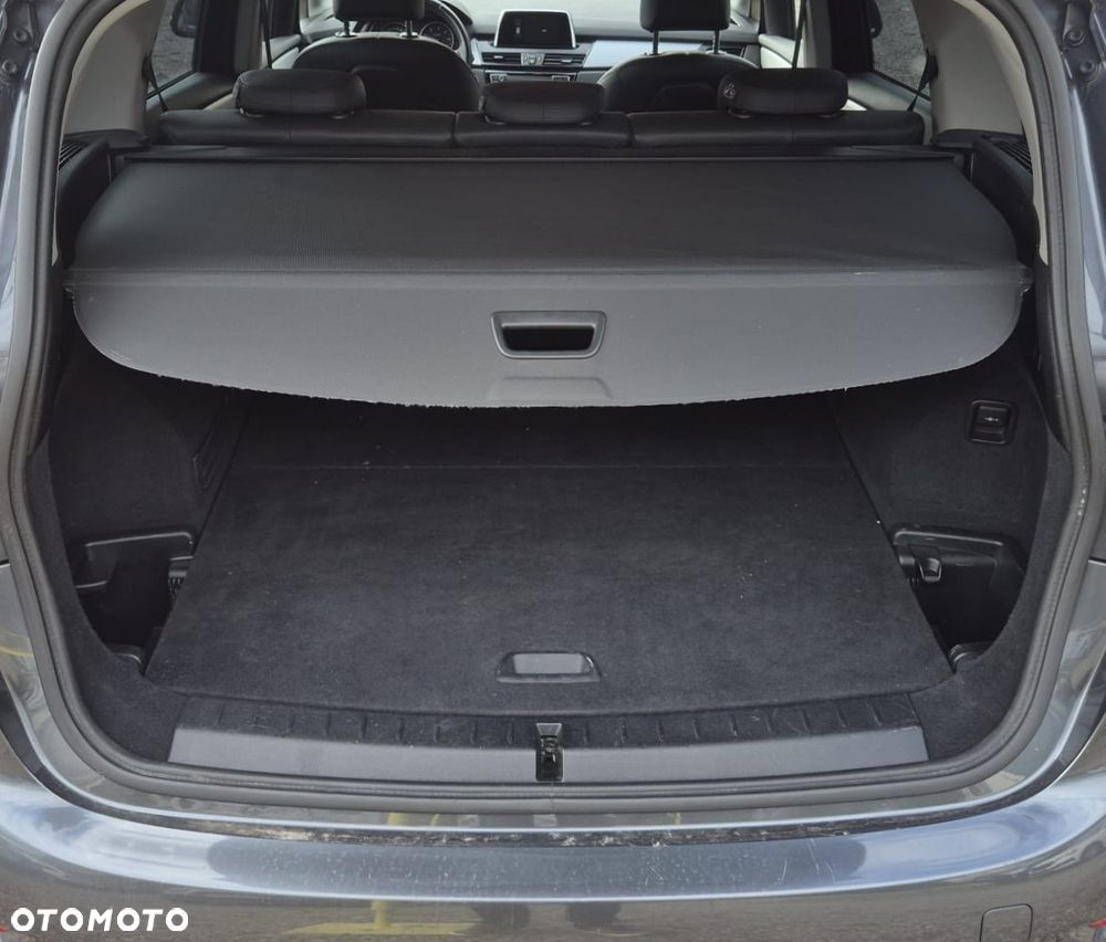 BMW Seria 2 218d Advantage - 32