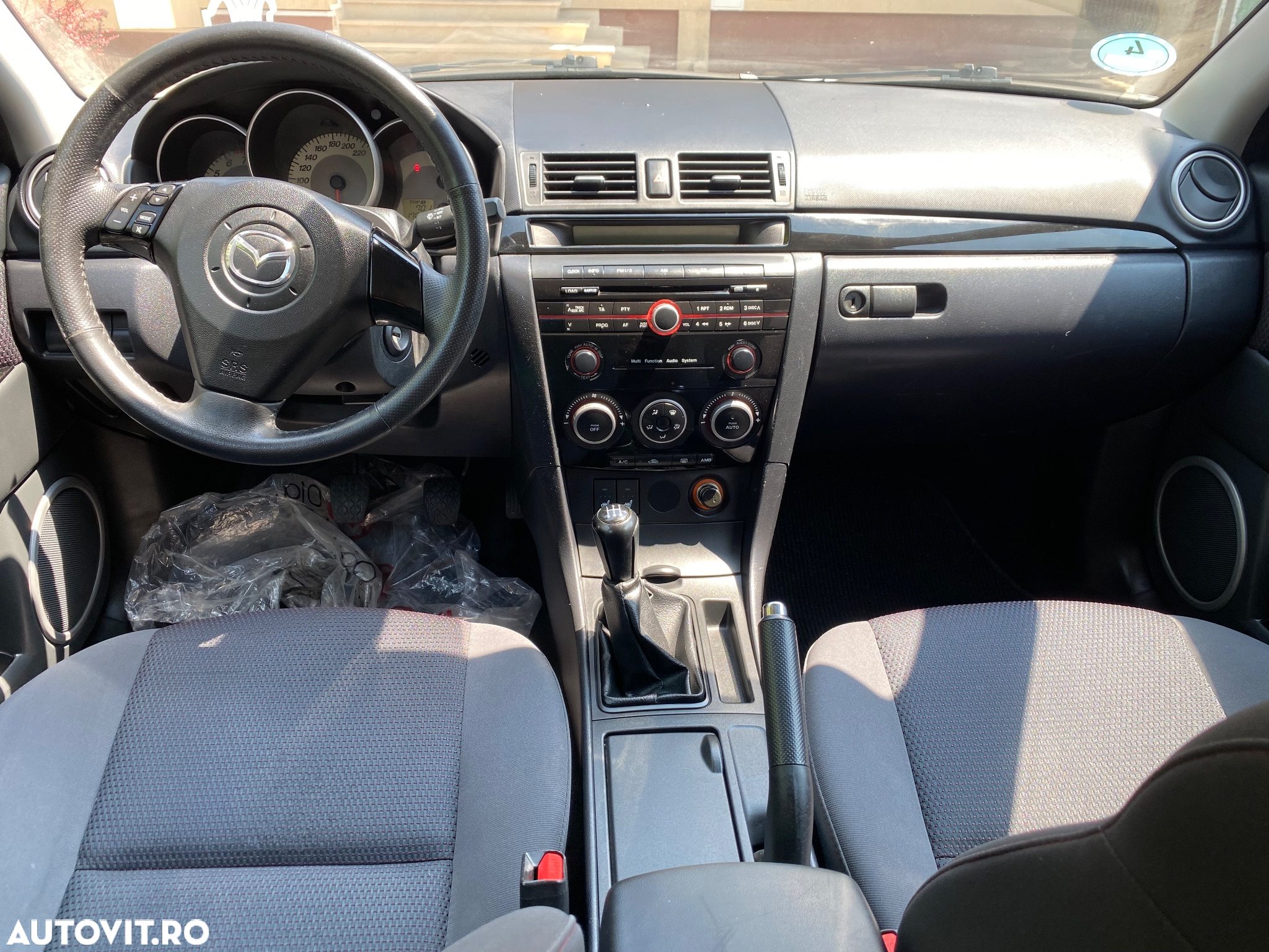 Mazda 3 1.6 MZR Edition - 8