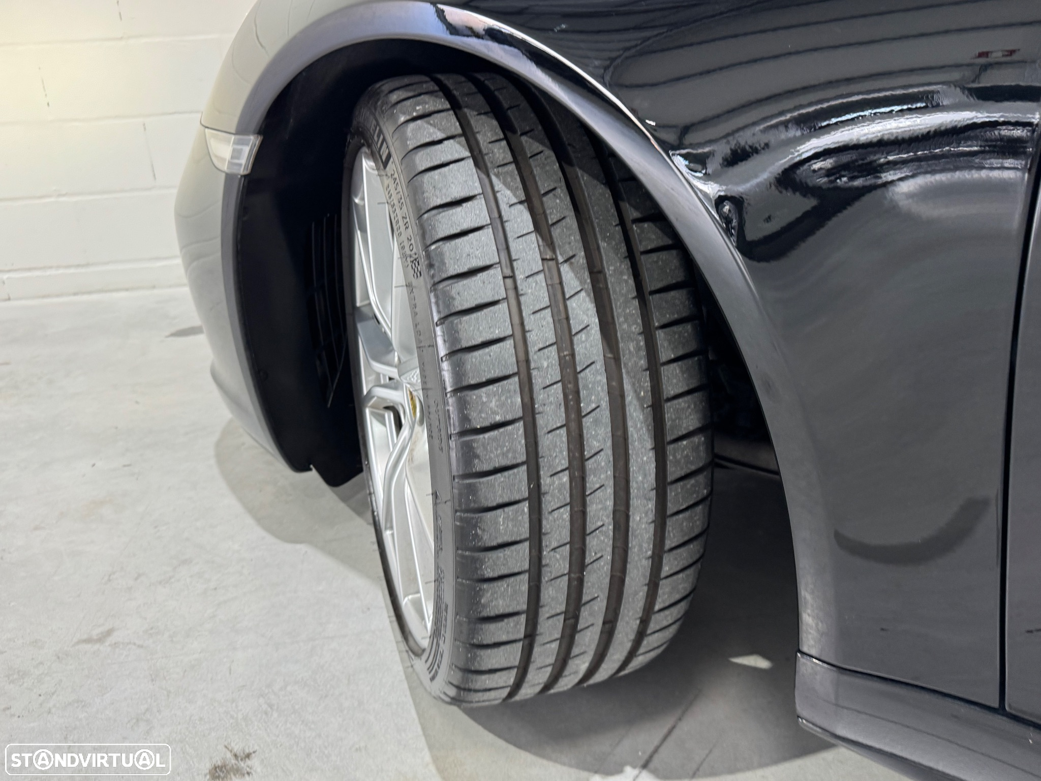 Porsche 911 (991) Targa 4 GTS PDK - 38