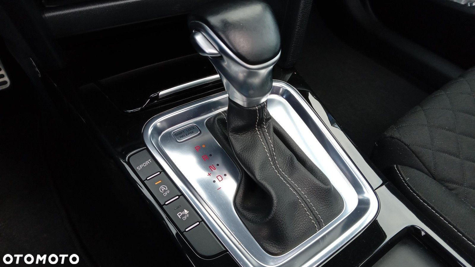 Kia ProCeed - 22