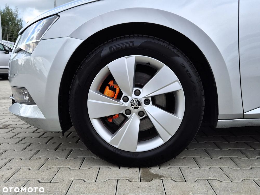 Skoda Superb 2.0 TDI 4x4 Style DSG - 40