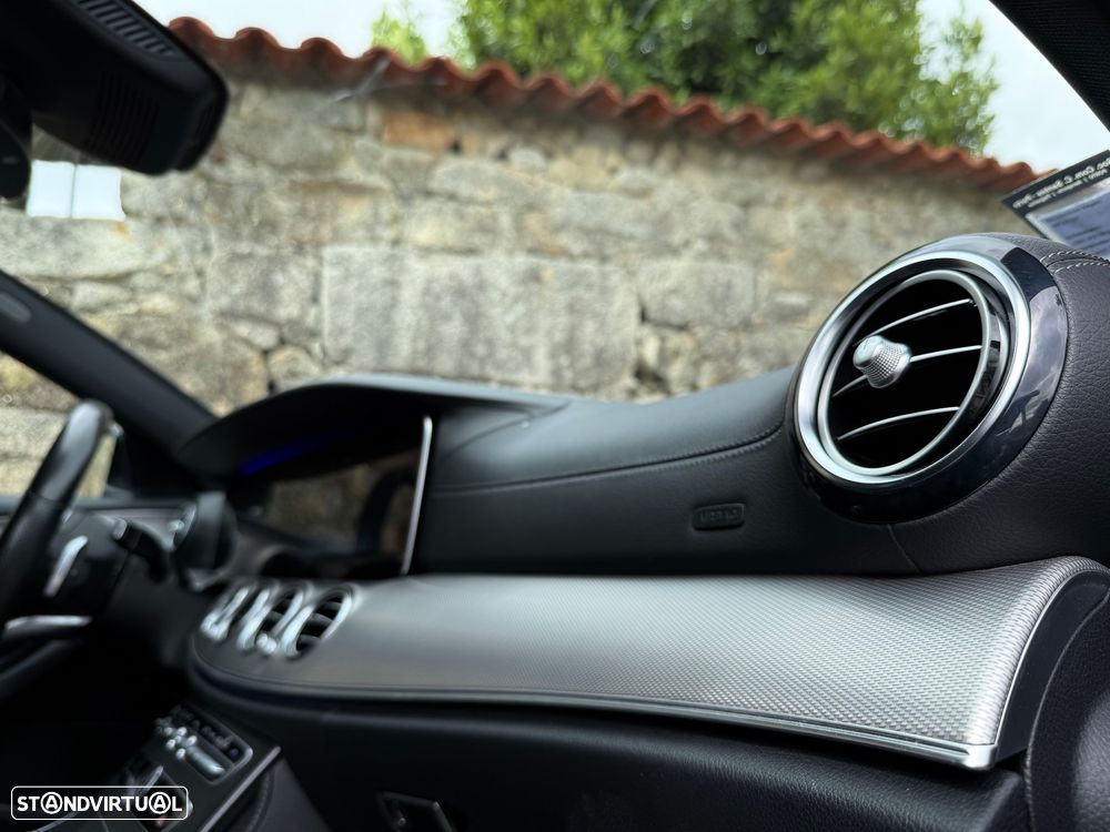 Mercedes-Benz E 300 d AMG - 42
