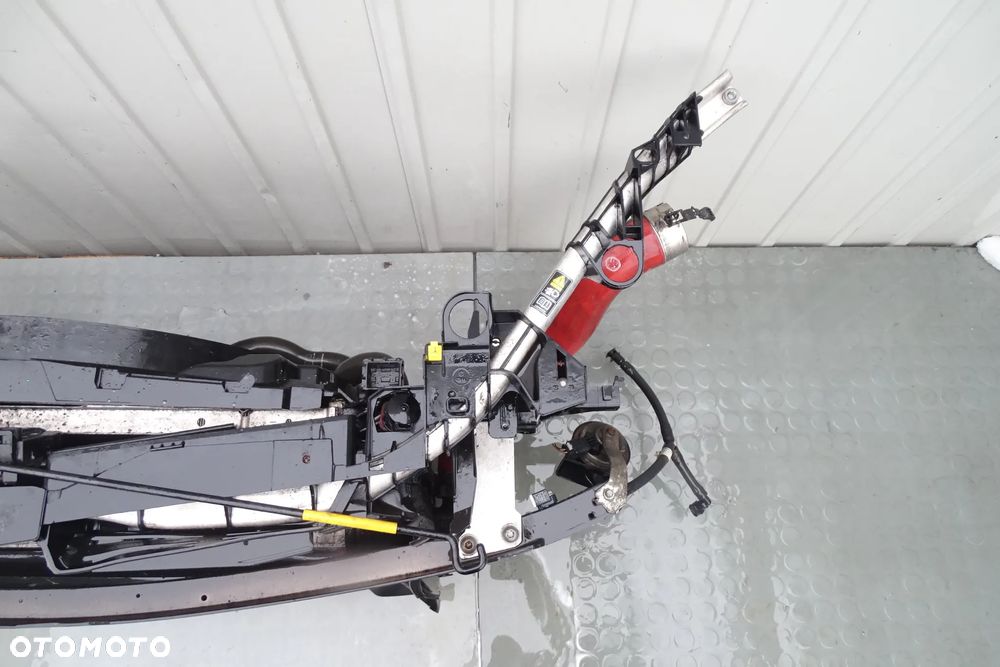 Mercedes CLA W117 W246 W176 Wzmocnienie czołowe Pas przedni Komplet - 5