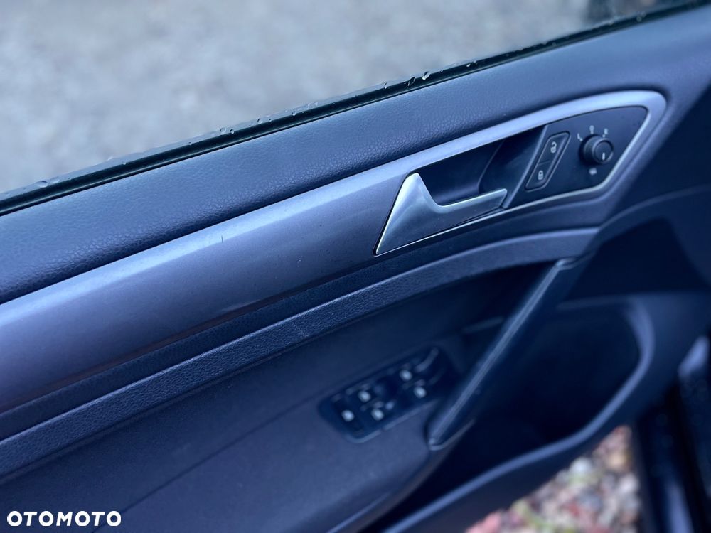 Volkswagen Golf 1.2 TSI BMT Trendline - 21