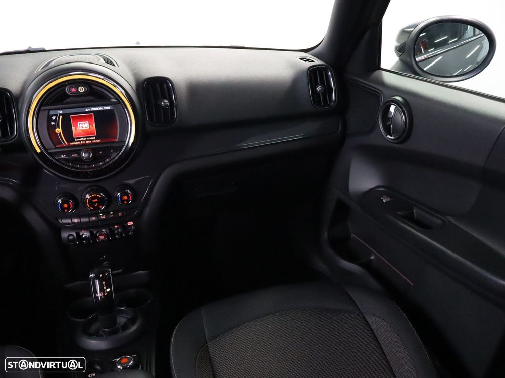 MINI Countryman One D Auto - 11