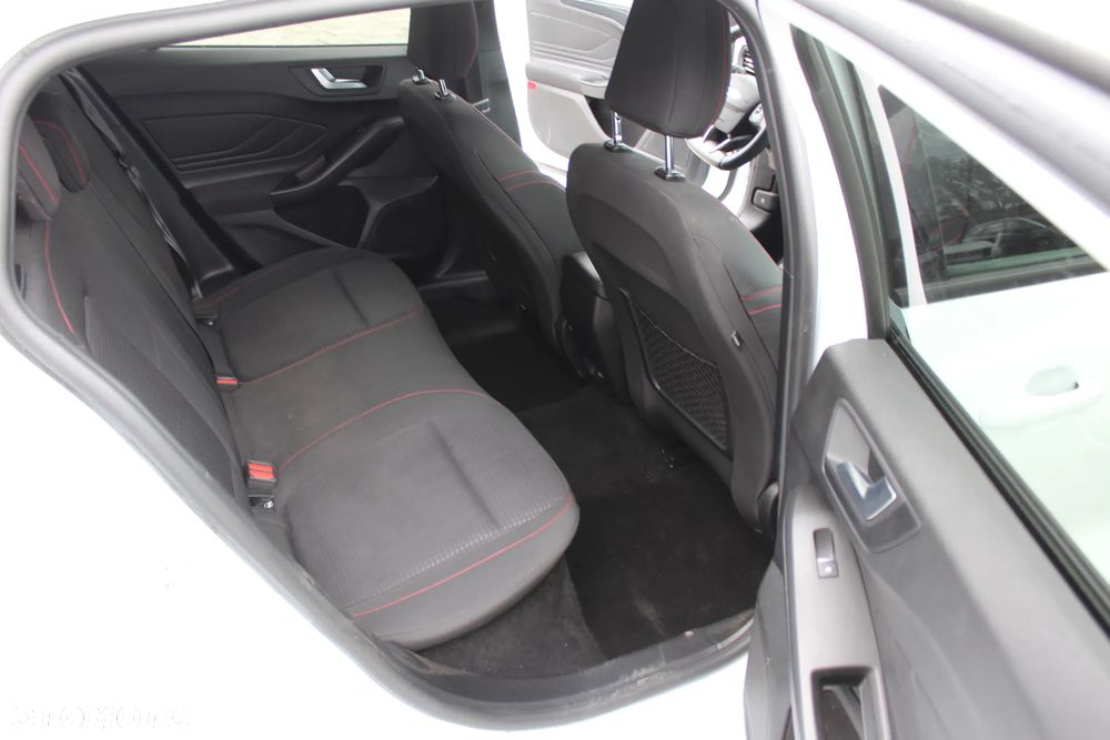 Ford Focus 2.0 TDCi ST-Line Red ASS - 38