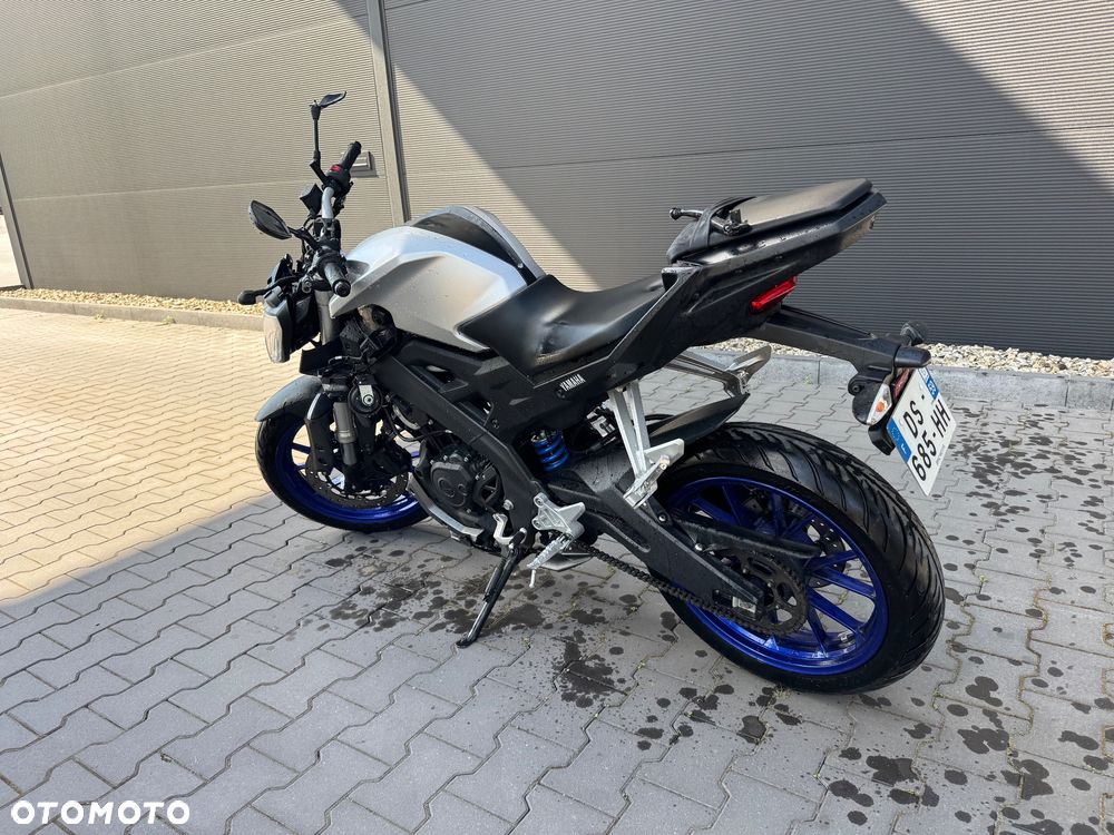 Yamaha MT - 4