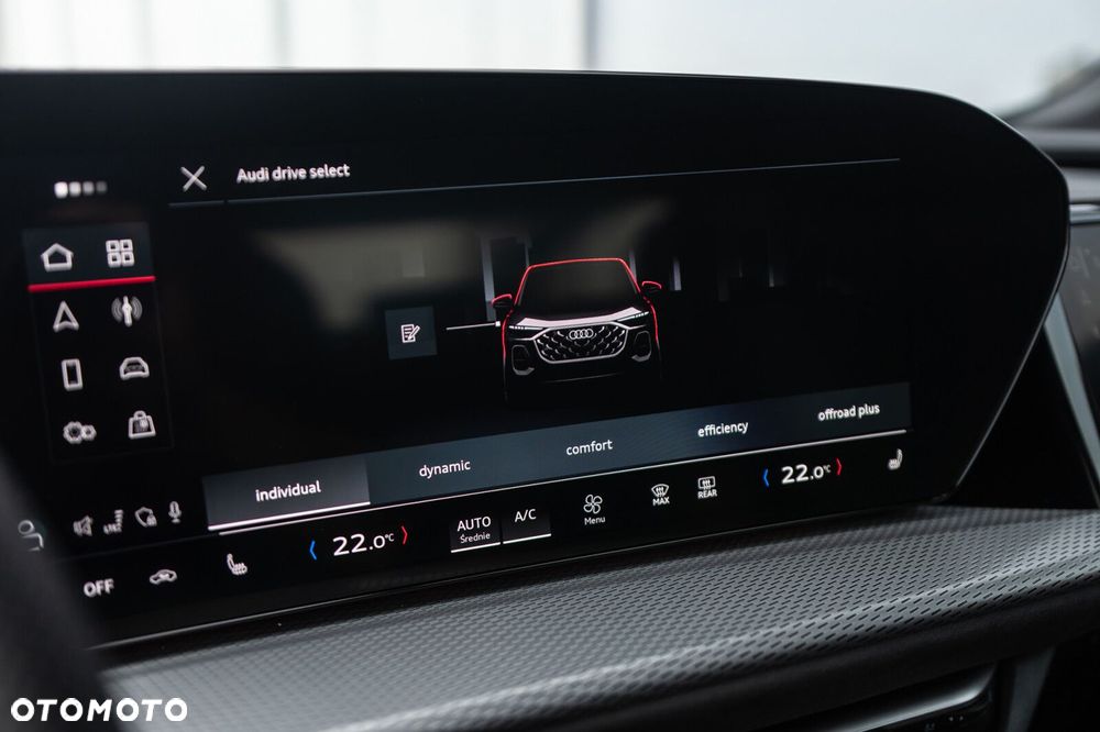 Audi Q5 Sportback - 24