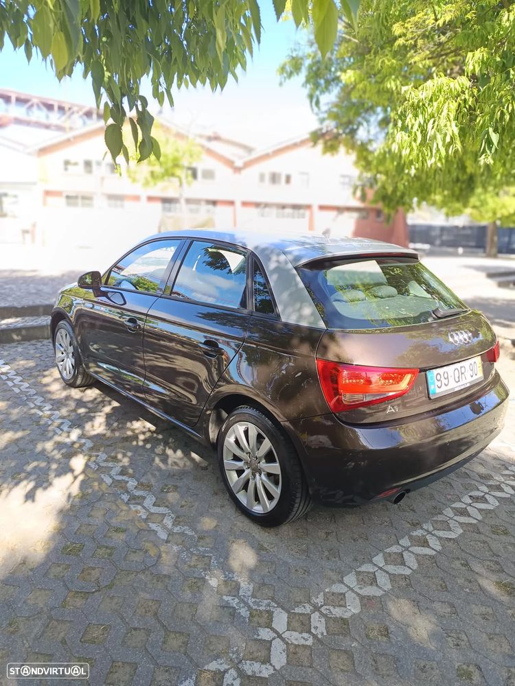 Audi A1 Sportback 1.6 TDI Advance - 5