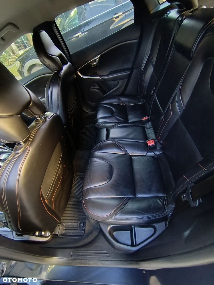 Volvo V40 D2 Drive-E Ocean Race - 34