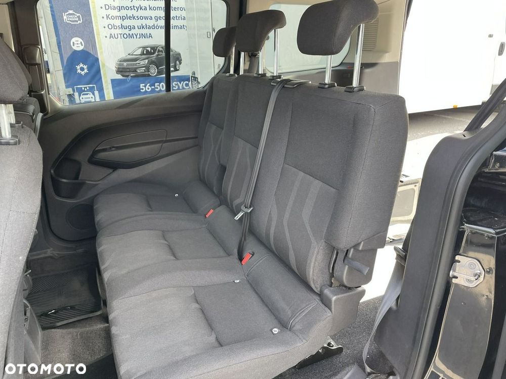 Ford Tourneo Connect 1.6 TDCi Titanium - 26