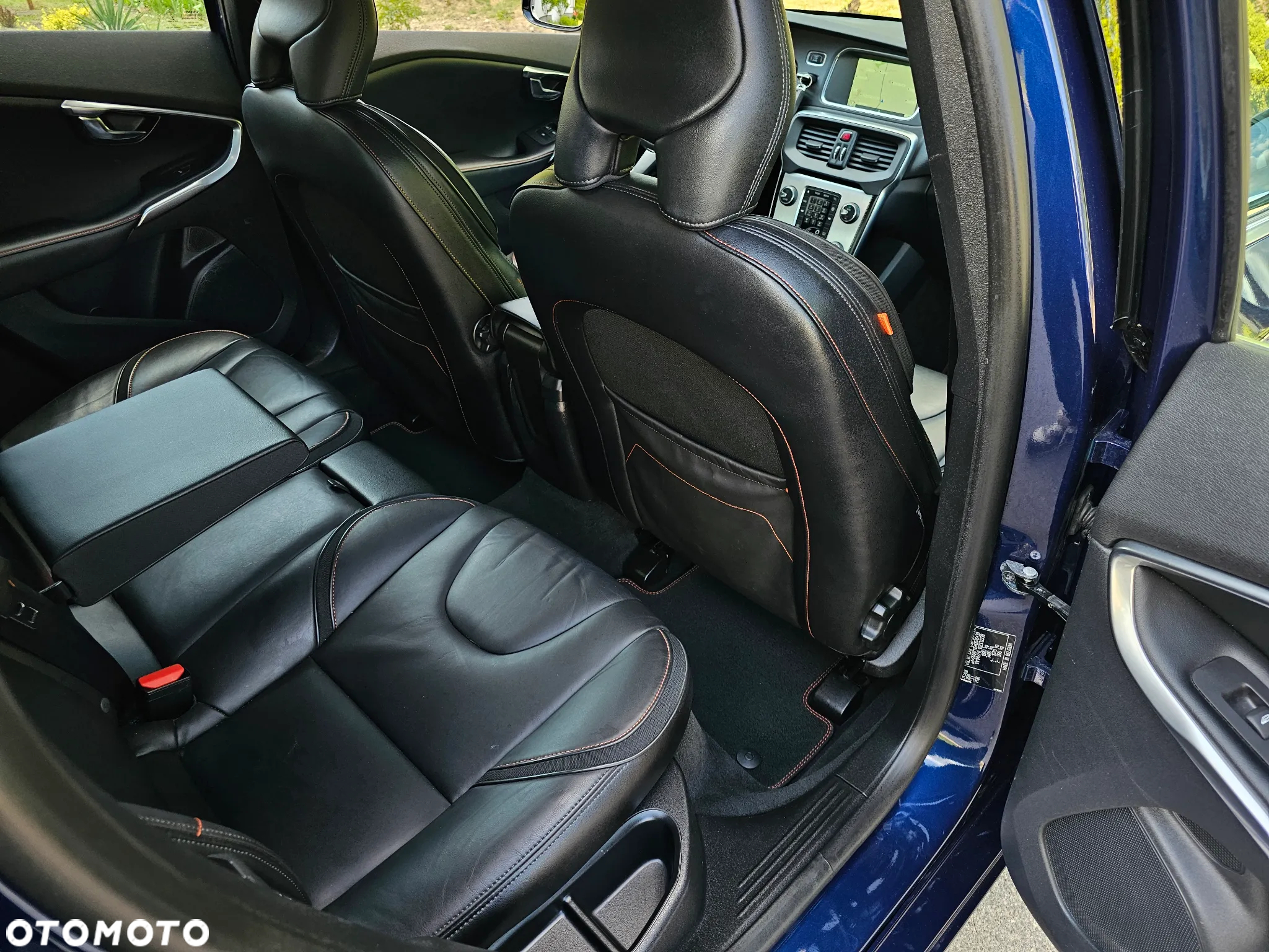Volvo V40 D2 Drive-E Ocean Race - 13