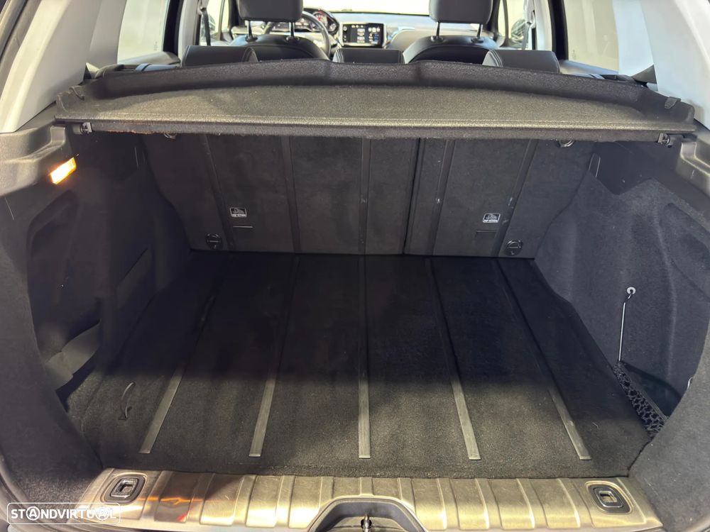 Peugeot 2008 1.2 PureTech Allure - 30