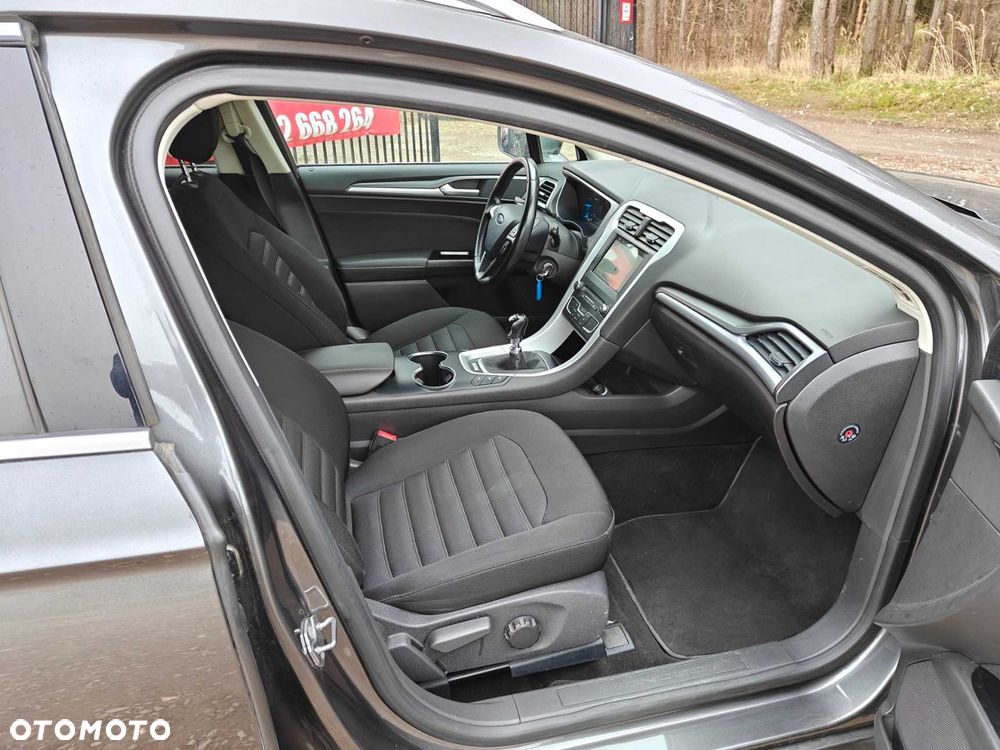 Ford Mondeo - 8