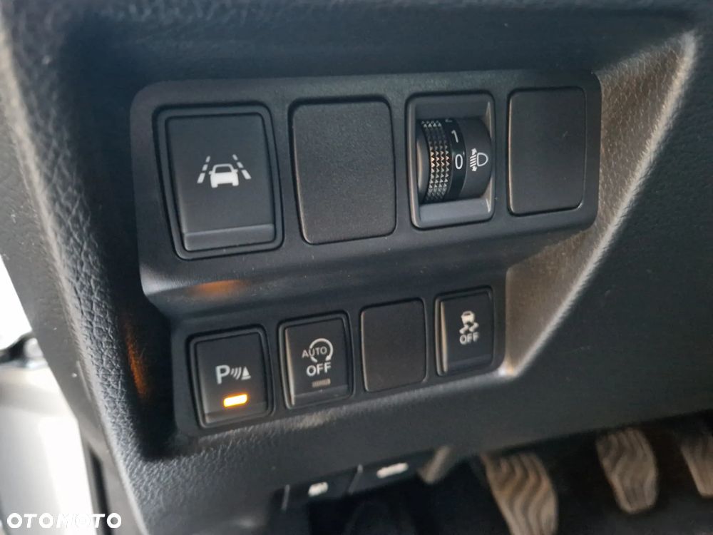 Nissan Qashqai - 32