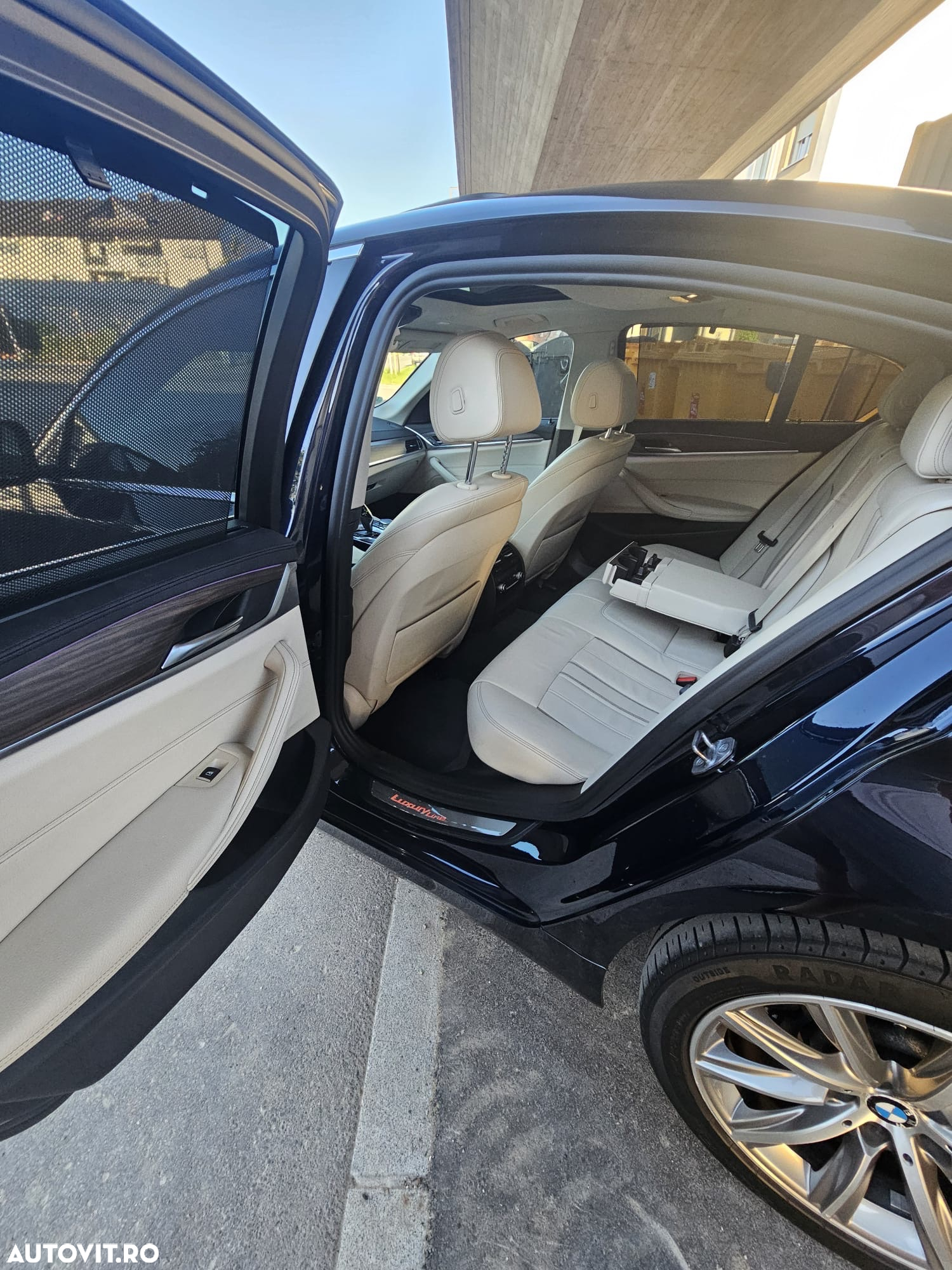 BMW Seria 5 530d AT - 10