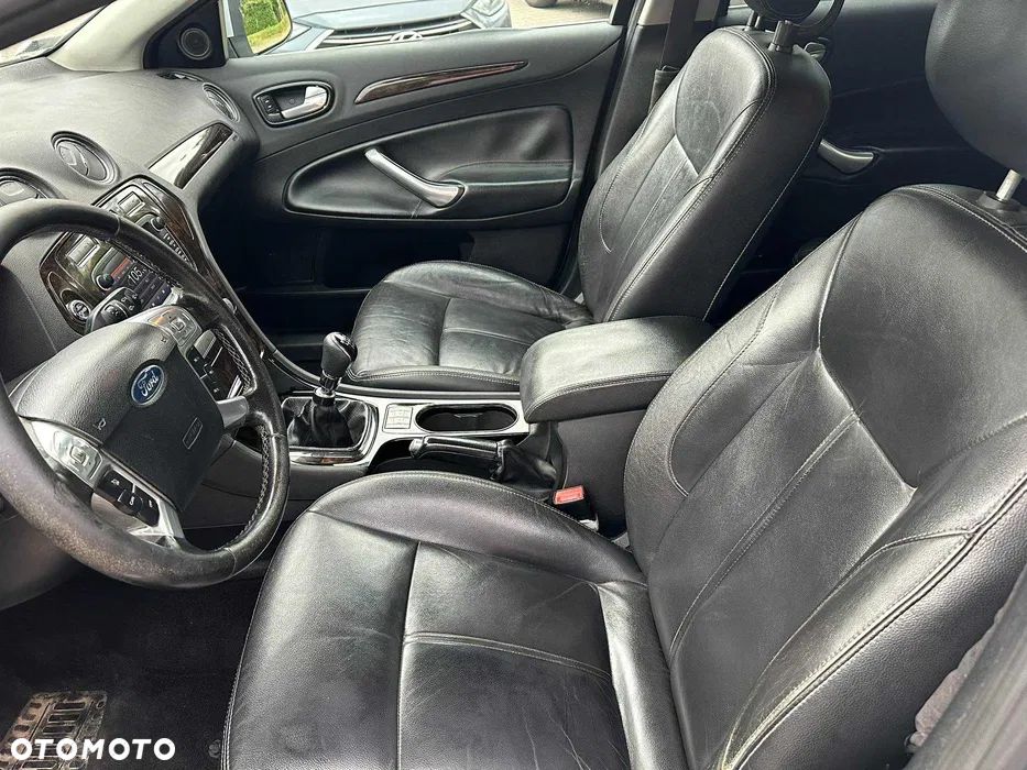 Ford Mondeo 2.0 TDCi Ghia - 6