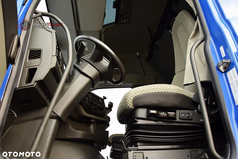 Volvo FH 460 XL  / FULL LED / ZBIORNIKI 1220 L /  PO ZŁOTYM KONTRAKCIE  / STANDARD - 4