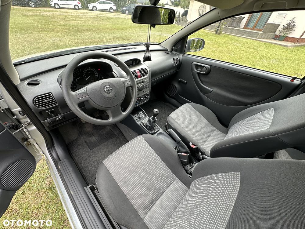 Opel Corsa - 12