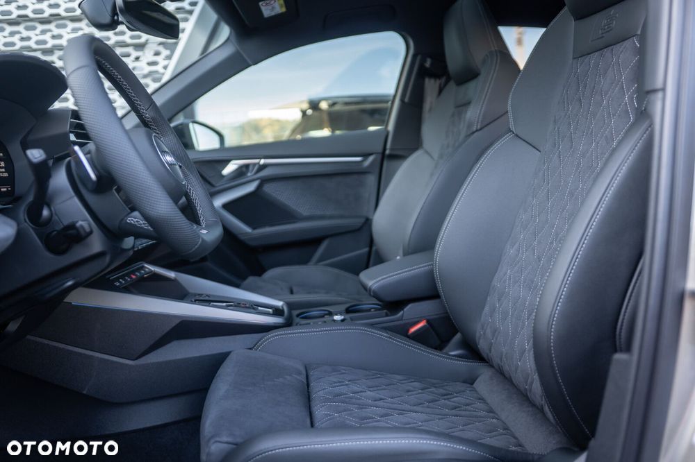 Audi S3 Limousine - 15