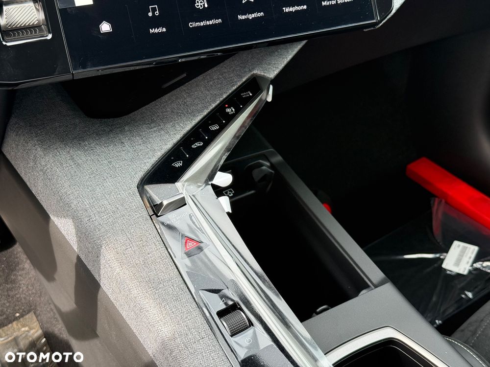 Peugeot 5008 1.2 PureTech mHEV GT S&S e-DCS6 - 27