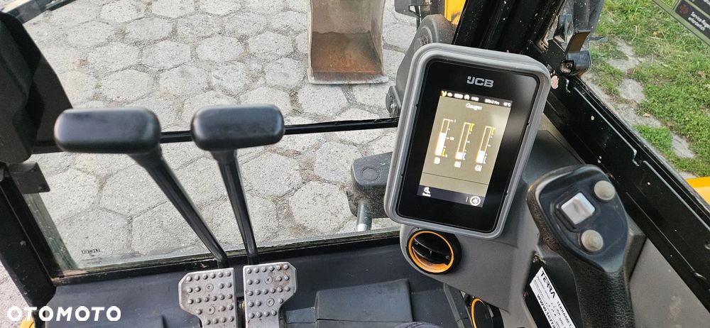 JCB 85Z-2 - 9