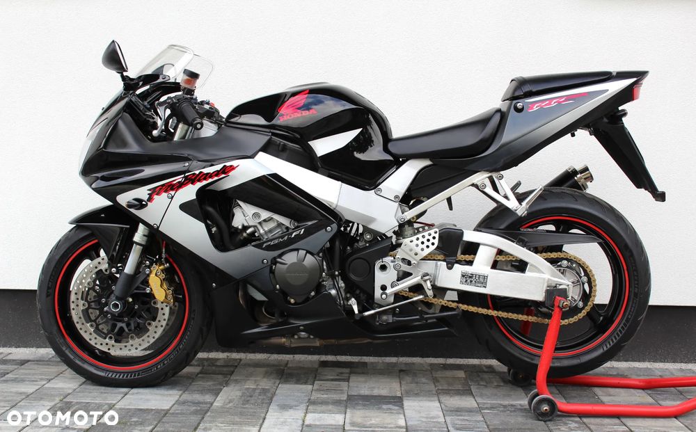 Honda CBR - 3